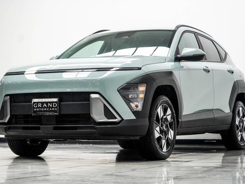Used 2024 Hyundai Kona SEL AWD/4WD image 8
