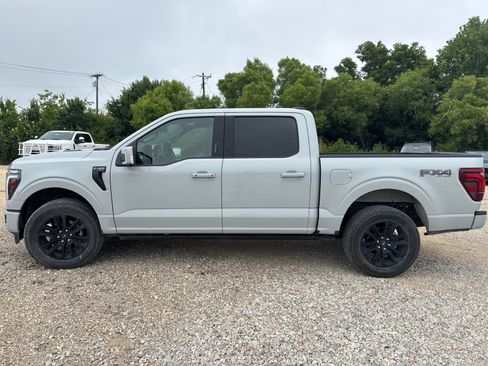 Used 2024 Ford F150 Platinum w/ FX4 Off-Road Package AWD/4WD image 7
