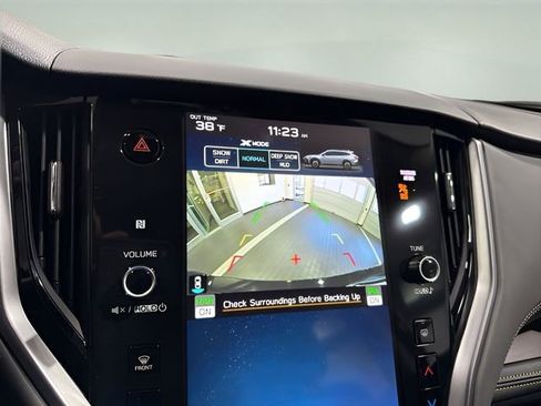 Certified 2025 Subaru Outback Onyx Edition XT w/ Tech Package 2 image 21