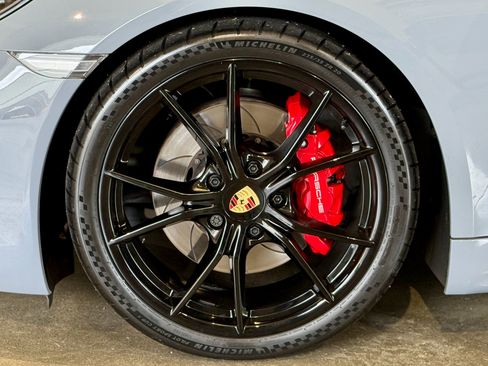 Used 2025 Porsche 718 Cayman S image 30