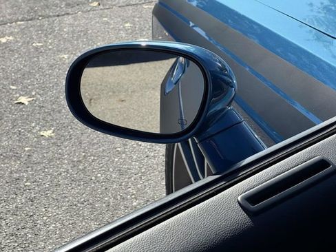 Used 2023 Dodge Challenger R/T image 18