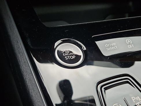 New 2026 Audi A6 Premium Plus AWD/4WD image 17