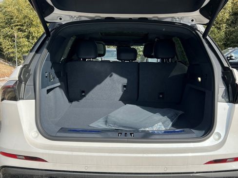 New 2026 Lincoln Nautilus Black Label w/ Jet Appearance Package image 11