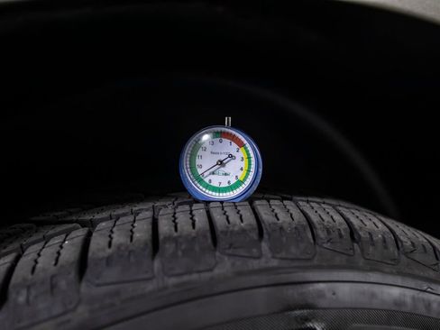 Used 2013 Ford Edge SEL image 43