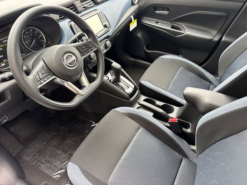 New 2025 Nissan Versa SV w/ Trunk Package image 9