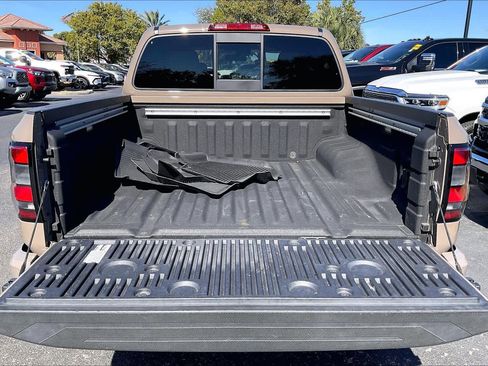 Used 2022 Nissan Frontier Pro-X image 33
