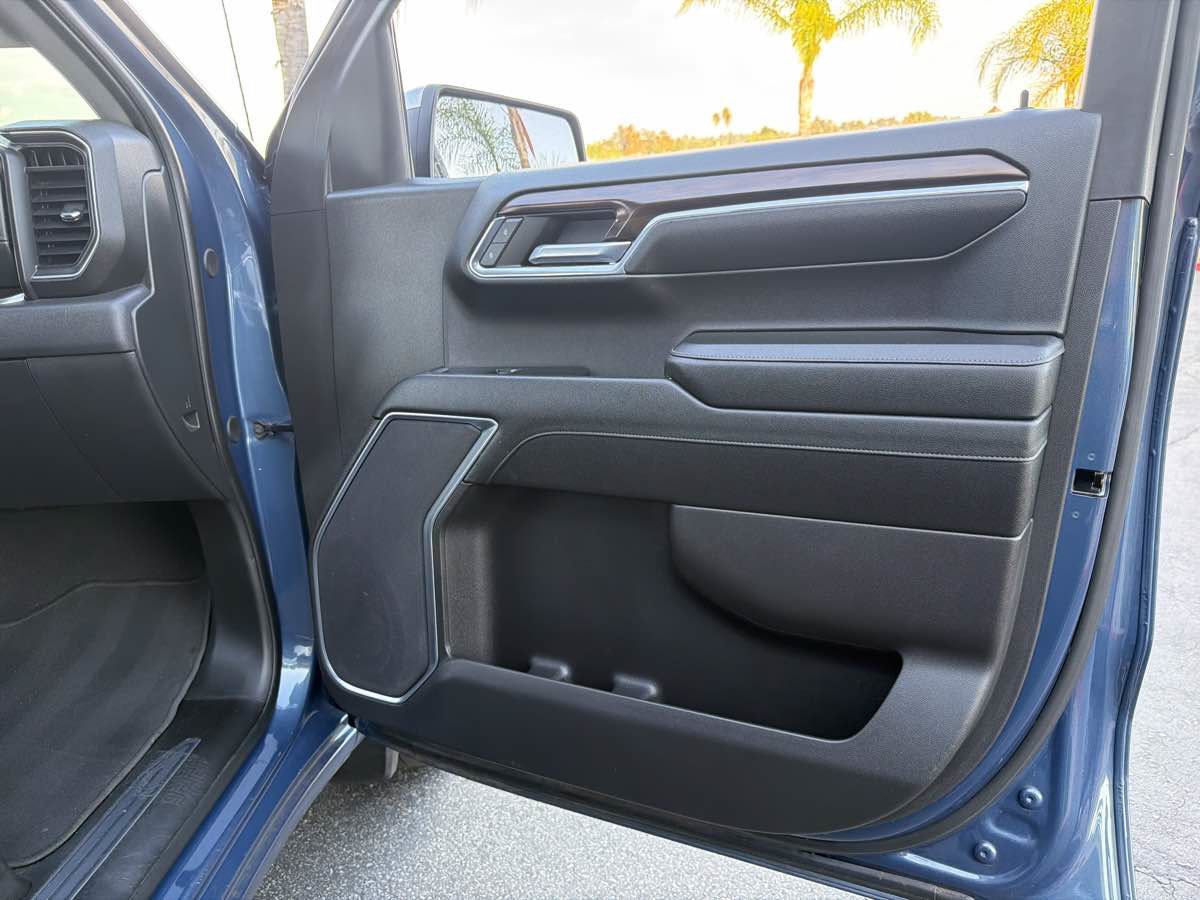 Used 2024 GMC Sierra 1500 SLT AWD/4WD image 21