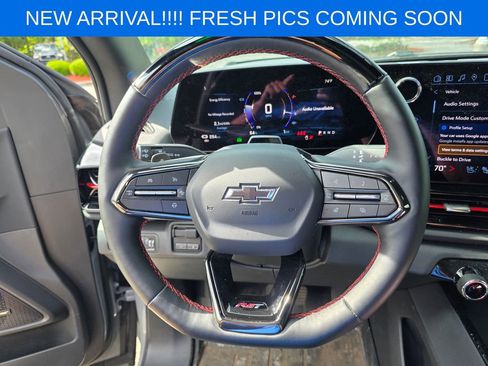 Used 2025 Chevrolet Silverado EV RST image 13