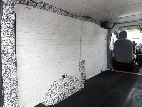 Used 2016 Ford Transit 250 130 Low Roof w/ Exterior Upgrade Package RWD image 18