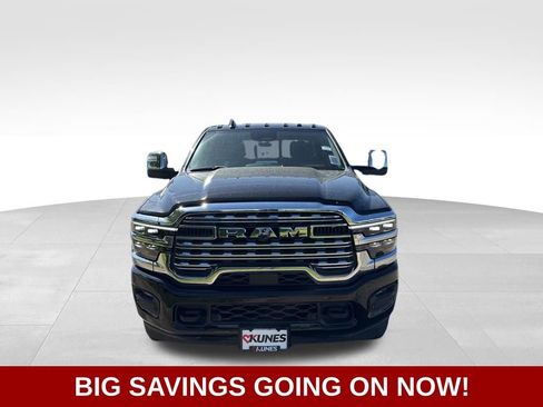 New 2026 RAM 2500 Limited AWD/4WD image 3