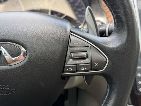 Used 2015 INFINITI Q50 w/ Deluxe Touring Package RWD image 22