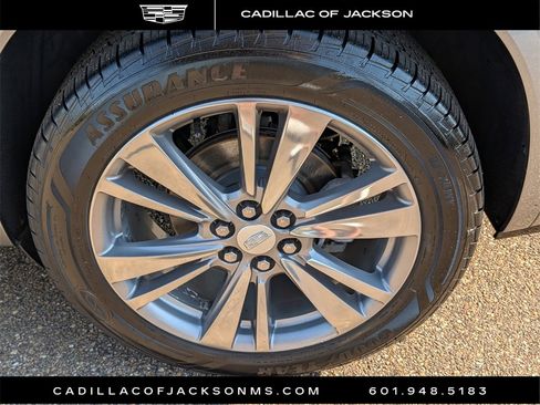 Used 2022 Cadillac XT6 Premium Luxury image 29
