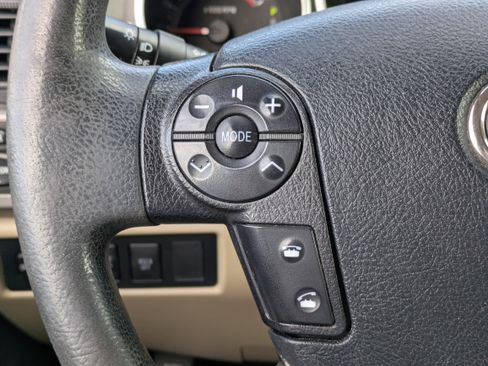 Used 2012 Toyota Tundra 4x4 Double Cab image 23