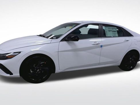 New 2026 Hyundai Elantra SEL Sport Premium FWD image 18