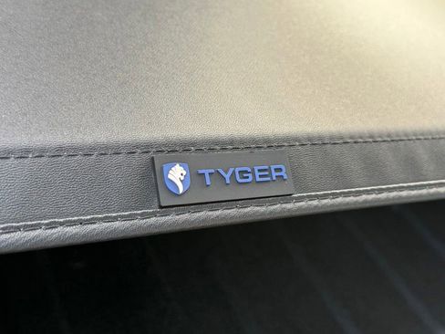 Certified 2024 Jeep Gladiator Sport image 29