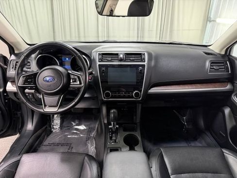 Used 2019 Subaru Outback 3.6R Limited AWD/4WD image 12