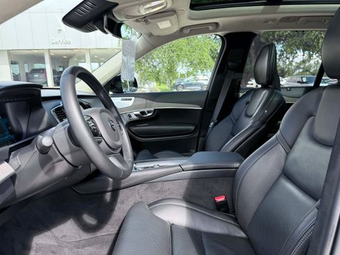 Certified 2023 Volvo XC90 T8 Ultimate w/ Lounge Package AWD/4WD image 13