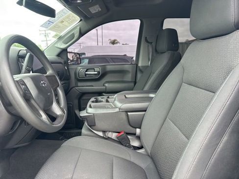 Used 2020 Chevrolet Silverado 1500 Custom Trail Boss w/ Custom Convenience Package AWD/4WD image 9