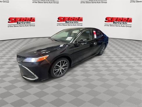 Certified 2024 Toyota Camry XLE image 5