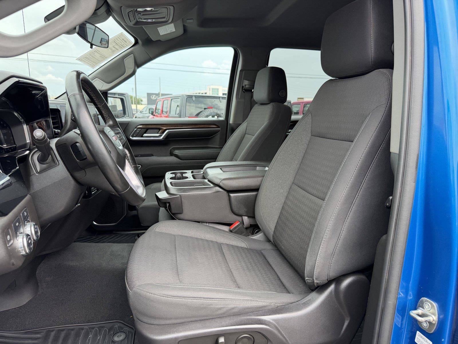 Used 2023 GMC Sierra 1500 Elevation AWD/4WD image 15