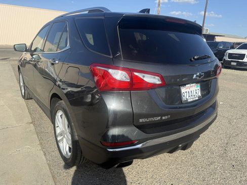 Used 2018 Chevrolet Equinox Premier FWD image 4