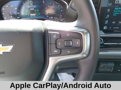 Used 2025 Chevrolet Silverado 2500 LT w/ Convenience Package image 12