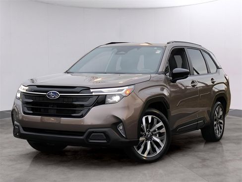 Used 2025 Subaru Forester Touring image 1