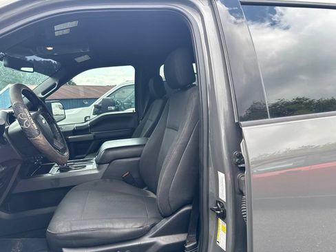 Used 2020 Ford F150 XLT w/ Equipment Group 302A Luxury AWD/4WD image 9