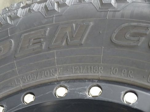 Used 2016 Jeep Wrangler Unlimited Sport image 32