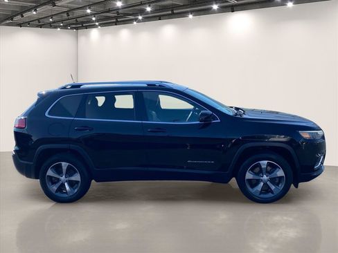 Used 2019 Jeep Cherokee Limited AWD/4WD image 8
