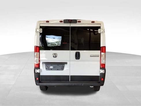 Used 2025 RAM ProMaster 2500 w/ U-Haul Equipment Group FWD image 26