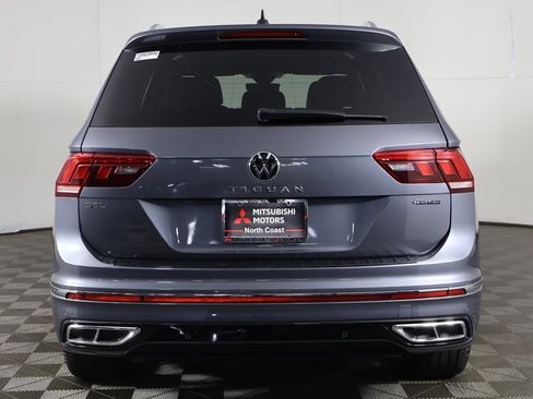 Used 2022 Volkswagen Tiguan SEL R-Line image 14