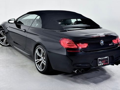 Used 2013 BMW M6 Convertible image 23