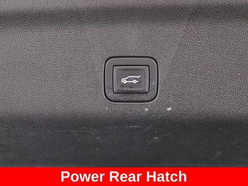 Used 2024 GMC Yukon Denali AWD/4WD image 32