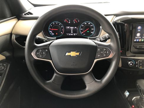 Used 2023 Chevrolet Traverse LS w/ Safety Package FWD image 17