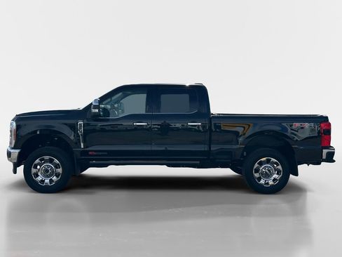 Used 2024 Ford F250 Lariat w/ Chrome Package image 2