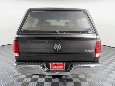 Used 2017 RAM 1500 Tradesman w/ Chrome Appearance Group AWD/4WD image 25
