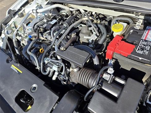 Used 2023 Nissan Sentra SR w/ SR Premium Package image 16