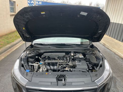 Used 2025 Kia K4 LXS image 31