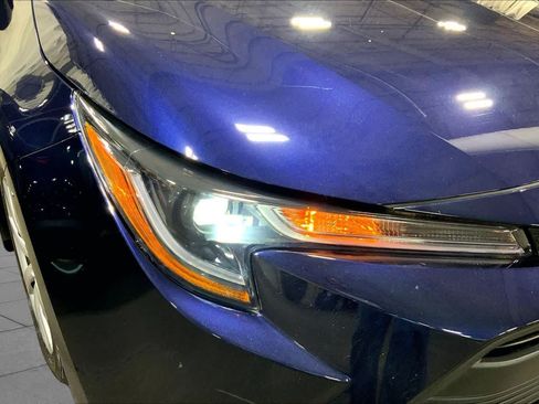 Used 2023 Toyota Corolla LE FWD image 28