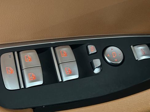 Used 2023 BMW X3 sDrive30i w/ Premium Package image 13