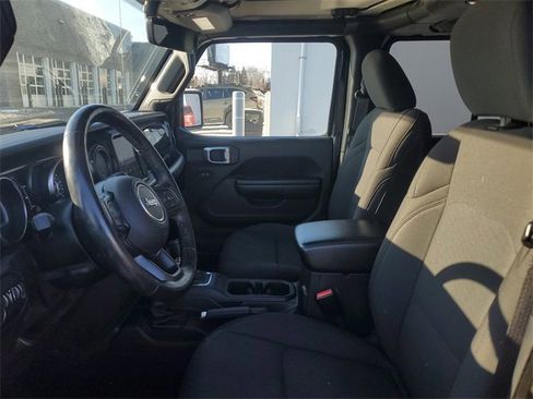 Used 2021 Jeep Wrangler Unlimited Sport image 15