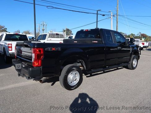 Used 2020 Ford F250 XL w/ Power Equipment Group image 5
