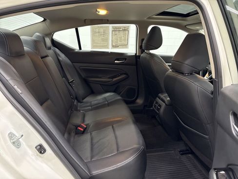 Used 2024 Nissan Altima 2.5 SL image 33