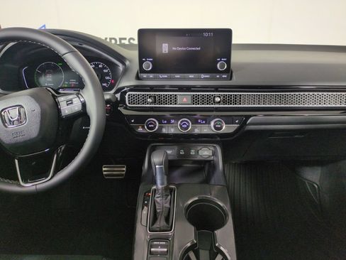 Used 2025 Honda Civic Sport image 17
