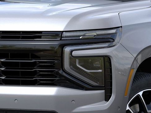 New 2026 Chevrolet Suburban RST image 10