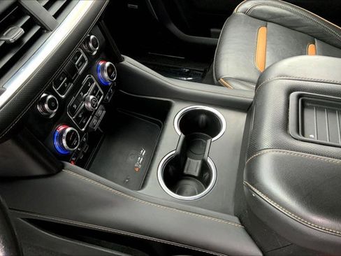 Used 2022 GMC Yukon AT4 image 17