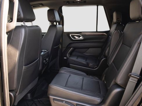 Used 2021 Chevrolet Tahoe Z71 w/ Z71 Off-Road Package image 14