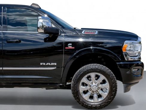 Used 2023 RAM 2500 Limited image 7