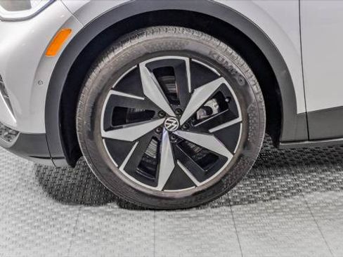 Used 2023 Volkswagen ID.4 S RWD image 35